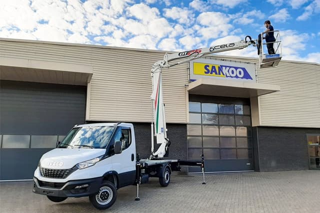 CELA DT Truck 25 hoogwerker voor werkzaamheden op grote hoogte