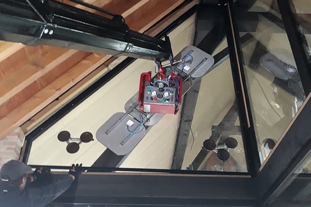 Hoeflon VL500 glaszuiger voor glasplaatsing op de bouw en bij gevelmontage