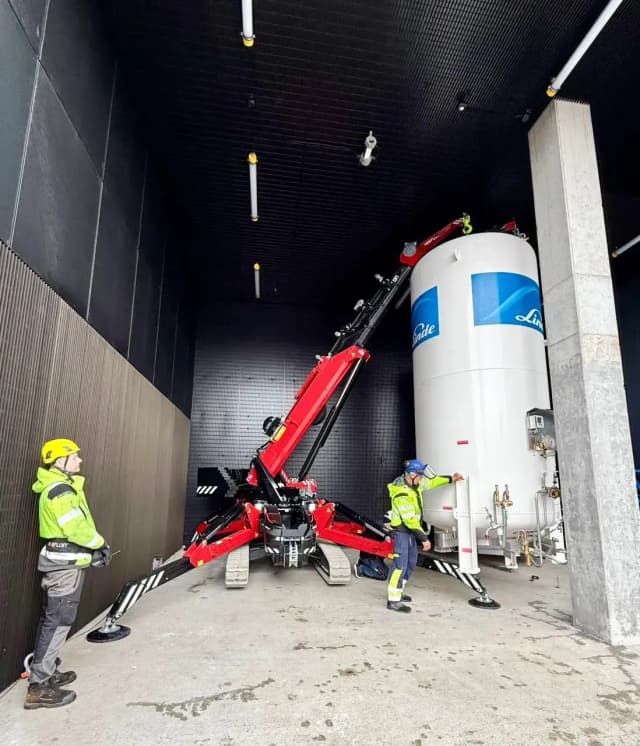 Hoeflon C30 minihijskraan voor het hijsen van zware lasten