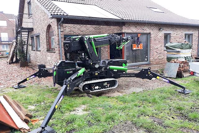 BG Lift M250 Li-ion elektrische minihijskraan met rupsonderstel