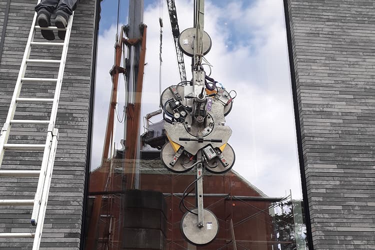 Rent a Righetti glass lifter