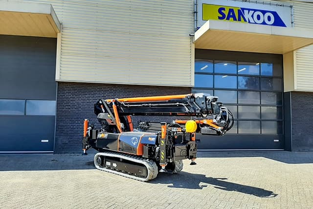 BG Lift M400 rupskraan voor het hijsen en nauwkeurig positioneren van zware materialen op locatie