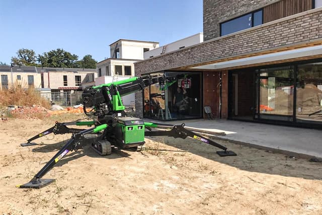 BG Lift M250 Li-ion rupskraan met 12,85 meter horizontaal bereik en hydraulische jib