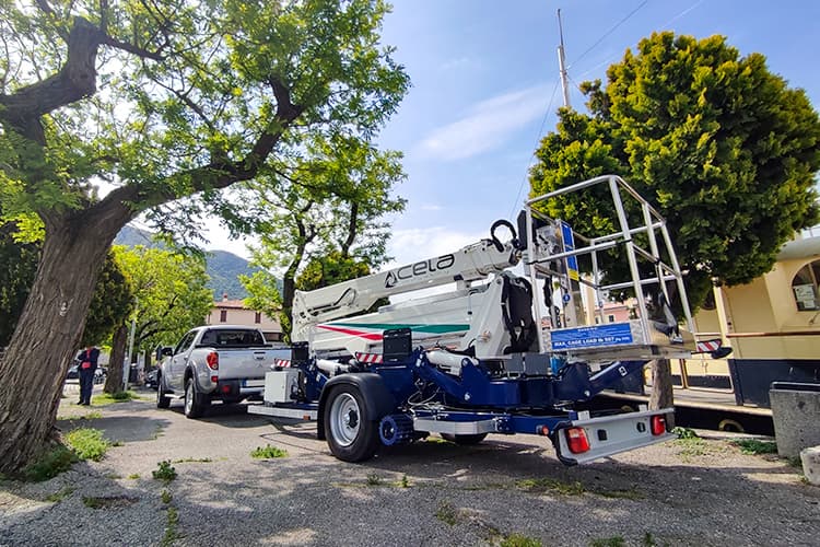 Crane rental for a wide range of applications
