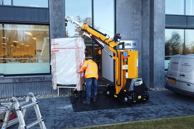 IMK35500 compacte kraan voor montagewerk IMK35500 compacte kraan voor montagewerk, bouwplaatsen en het hijsen van zware onderdelen
