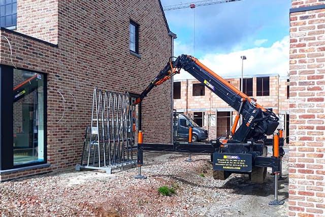 BG Lift M400 compactkraan 21,10 meter BG Lift M400 compactkraan met 21,10 meter maximale hijshoogte