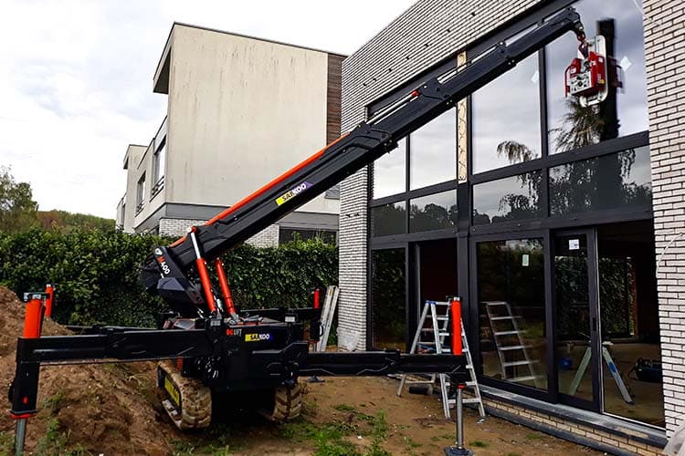 When to rent a small crane