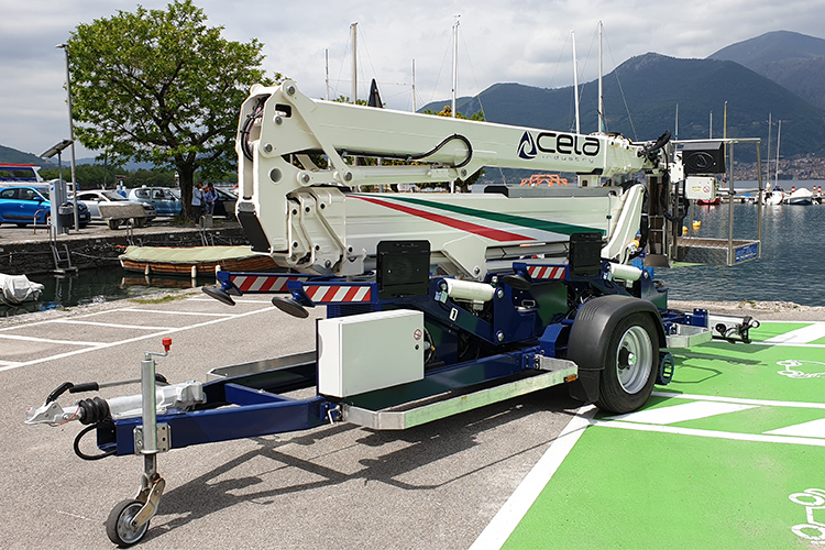 Cela DT25 mobiele aanhangerhoogwerker met telescoopmast en werkplatform