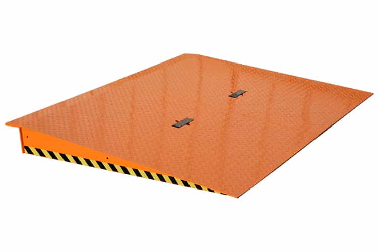 Professionele Saurus mobiele container ramp voor gebruik op locatie