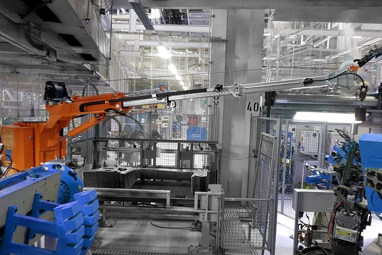 IMK 35500 compacte hijskraan IMK 35500 compacte hijskraan voor professioneel gebruik